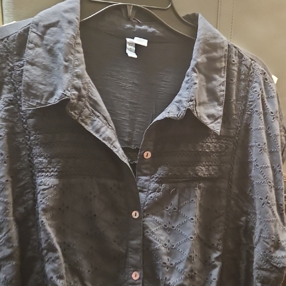 Cato Chic Black Button-Up Blouse Size Large Short Sleeve Nwot